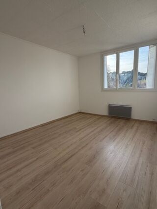  Appartement � louer 4 pi�ces 69 m� Castelnau-le-lez