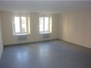  Appartement à louer 4 pièces 76 m²