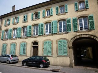  Appartement à louer 3 pièces 89 m²
