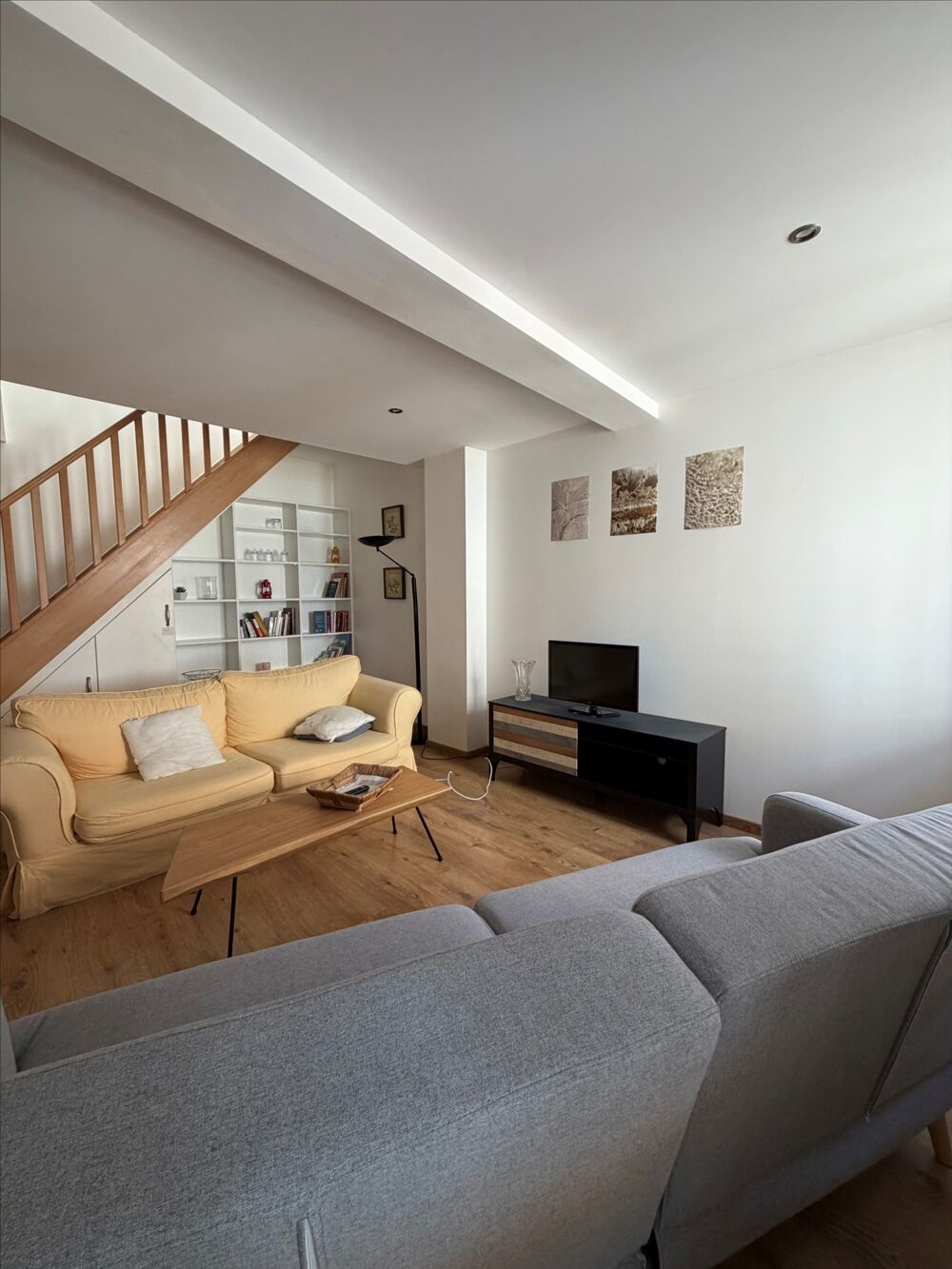 Location Appartement Maison de village T3 de 74,71 m² – Centre d'Yzeron Yzeron