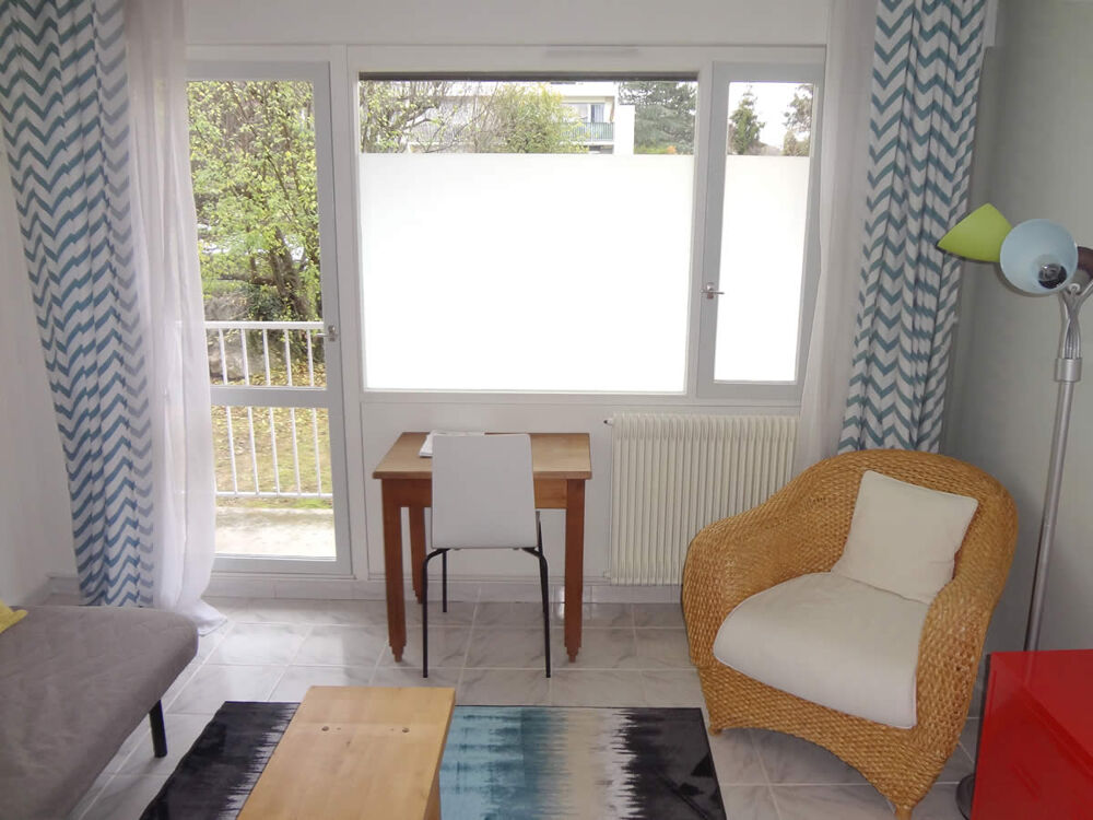 Location Appartement Studio meublé à  la douane Gaillard