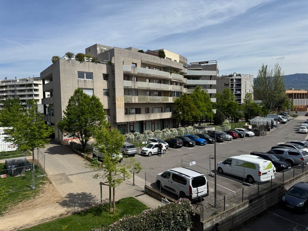 Location Appartement Studio à louer Annemasse