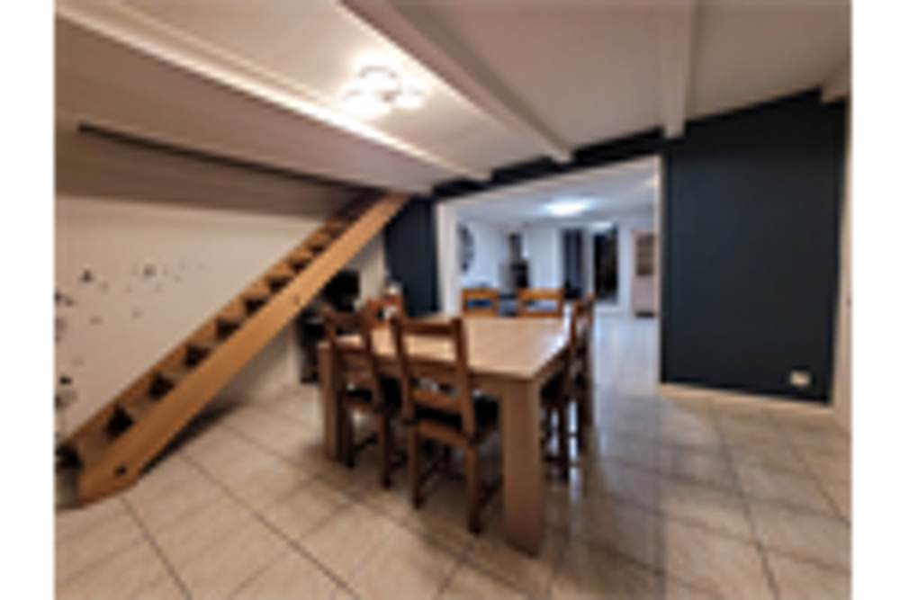 Maison 5 pièces 131 m² · à Laronxe · 131 m² · 170 000 €