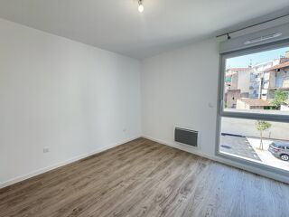  Appartement à louer 3 pièces 63 m²