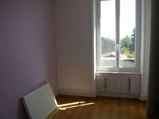  Appartement à louer 3 pièces 69 m²