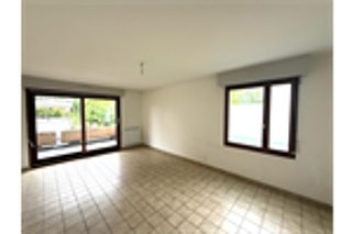  Appartement à louer 3 pièces 64 m²