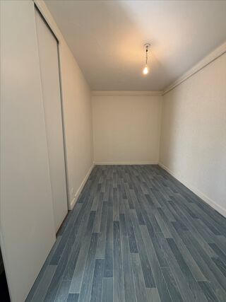  Appartement à louer 2 pièces 53 m²