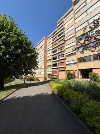  Parking / Garage à louer 