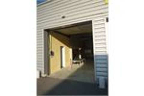 Entrepot avec bureau 750 74370 Villaz