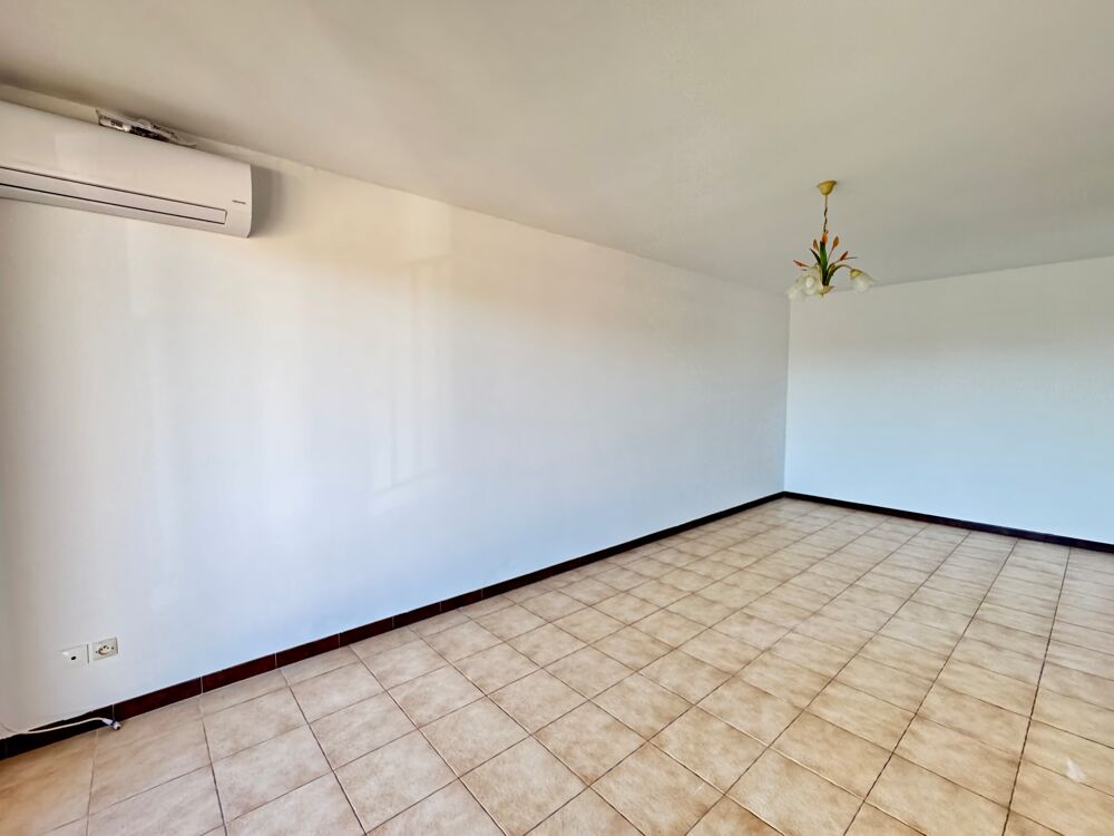 Location Appartement F2 residence sécurisée avec gd balcon et parking Beziers