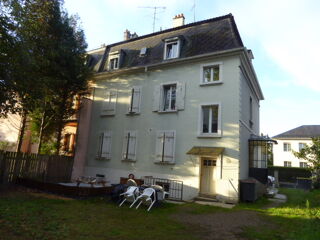  Appartement à louer 4 pièces 76 m²