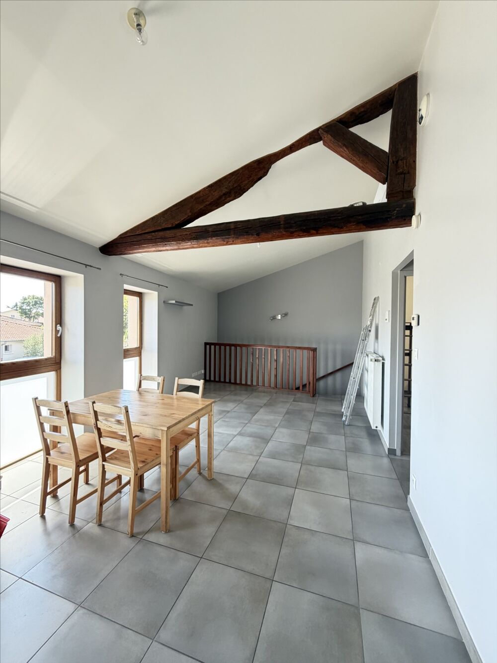 Location Appartement Maison meublée 64 m² avec 2 chambres, garage et climatisation réversible BRINDAS Brindas