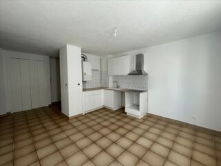  Appartement à louer 2 pièces 51 m²