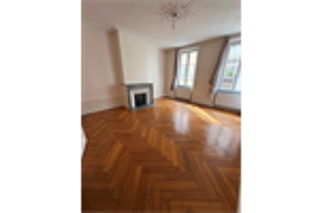  Appartement à louer 3 pièces 73 m²