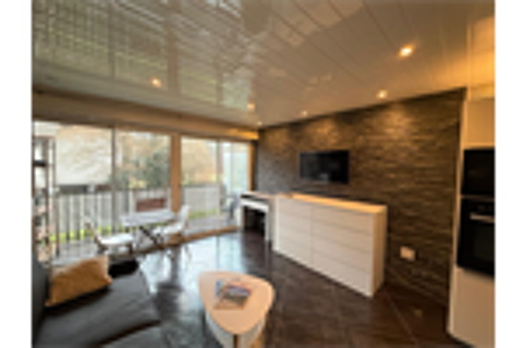   Studio meubl�, proche douane Appartement - 1 pi�ce(s) - 25 m�