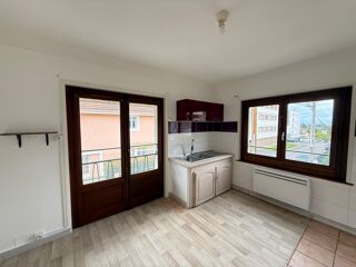  Appartement � louer 3 pi�ces 73 m�