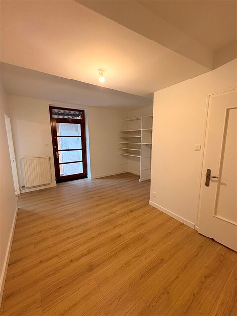  Appartement � louer 4 pi�ces 93 m�