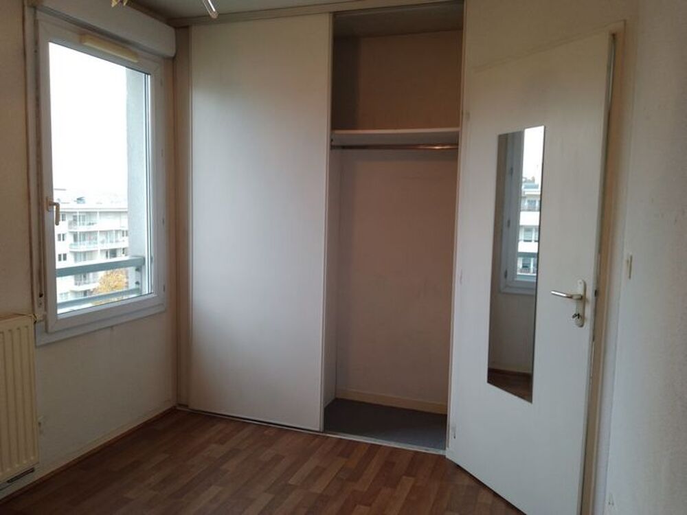 Location Appartement T1 bis meublé dernier étage Seynod