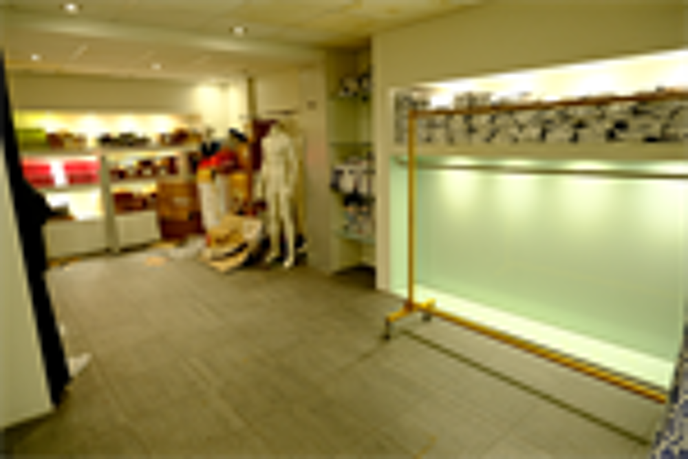  LOCAL COMMERCIALAvenue CLEMENCEAU 