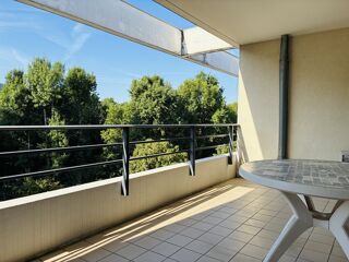  Appartement à louer 5 pièces 101 m²