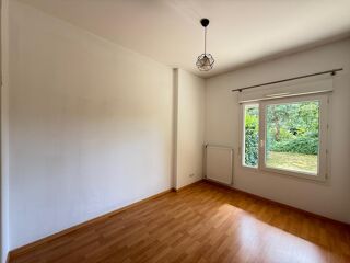  Appartement à louer 3 pièces 70 m²