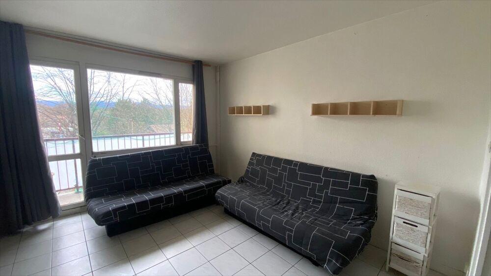 STUDIO MEUBLE PROCHE DOUANE