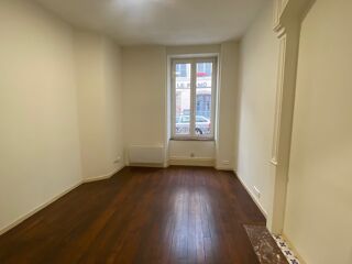  Appartement à louer 2 pièces 40 m²