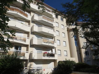  Parking / Garage à louer 12 m²