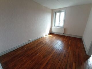  Appartement à louer 4 pièces 81 m²