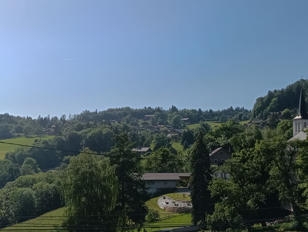 Location Appartement T4 Duplex neuf au centre du village Bogeve