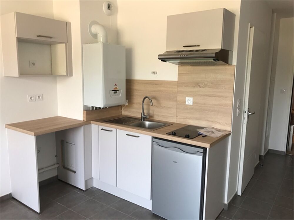 Location Appartement Studio - ECULLY Ecully