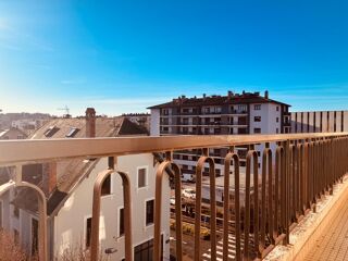  Appartement à louer 3 pièces 65 m²