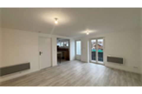  Appartement � louer 3 pi�ces 76 m�