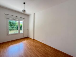  Appartement à louer 3 pièces 70 m²