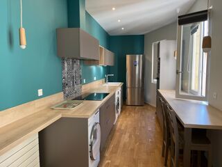  Appartement � louer 163 m�