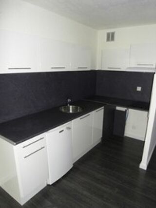  Appartement à louer 2 pièces 32 m²