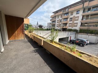  Appartement à louer 3 pièces 64 m²