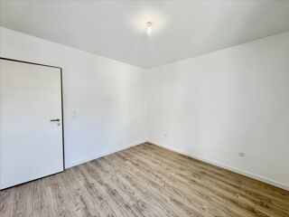  Appartement à louer 3 pièces 63 m²