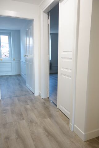  Appartement à louer 3 pièces 76 m²
