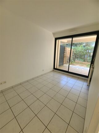 Location Appartement F2 avec Jardin et Parking - Quartier RICHTER Montpellier