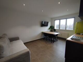  Appartement à louer 2 pièces 34 m²