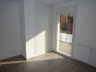  Appartement à louer 2 pièces 47 m²