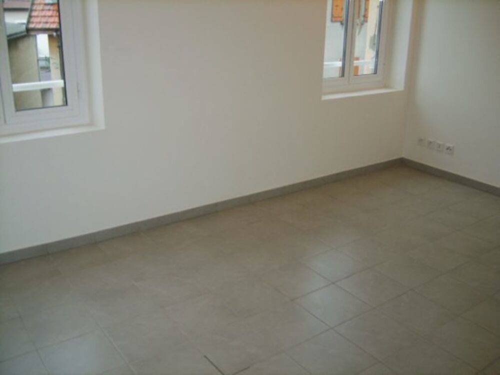 Location Appartement STUDIO Ambilly