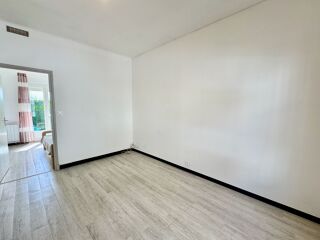  Appartement à louer 2 pièces 28 m²