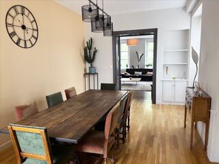  Appartement � louer 163 m�