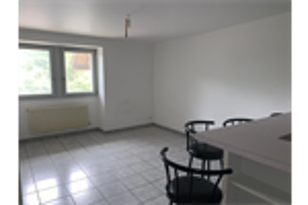 Studio au centre du village