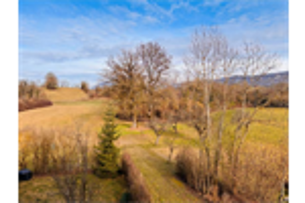 Location Appartement Grand Type 2 duplex Montagny-les-lanches