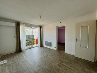  Appartement à louer 4 pièces 54 m²