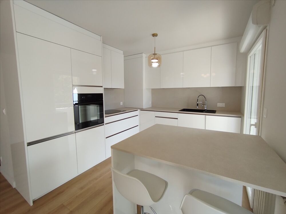 Location Appartement AMBILLY, T4 Proche douane de Mon Idée Ambilly
