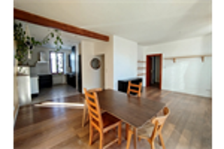  Appartement à louer 3 pièces 84 m²